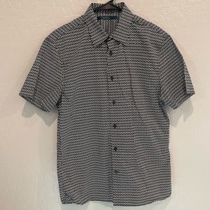 Perry Ellis Black White Pattern Short Sleeve Button Down Small